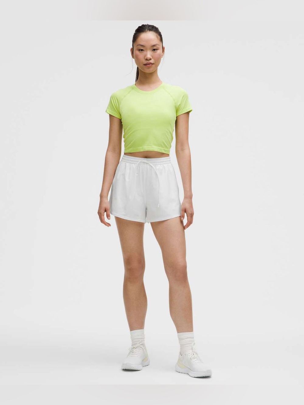 Lululemon Court Rival High Rise Short 3" size 6 White WHT